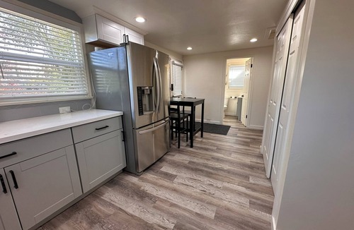South Salt Lake Cottage | Super Clean, Pet Friendly, Cozy Cottage.