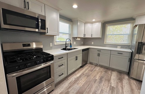 South Salt Lake Cottage | Super Clean, Pet Friendly, Cozy Cottage.