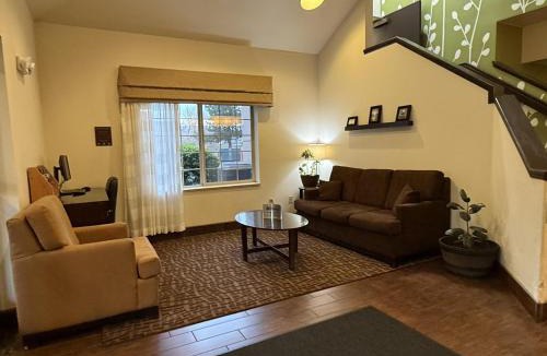 Roseburg Hotel | SureStay by Best Western Roseburg