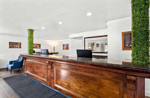 Susanville Hotel | SureStay Plus Hotel by Best Western Susanville