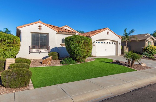 Surprise Farms House | Surprise Farms Paradise- Pool/Jacuzzi/Blackstone