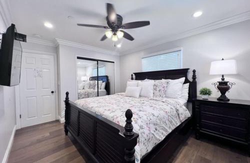 Hermosa Village House | Swanky 5 bedroom 45 bath home (3 Master Suites)