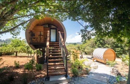 Freestone House | SWEET SONOMA SPYGLASS with Sauna