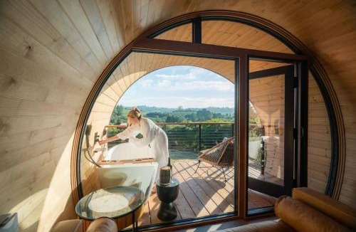 Freestone House | SWEET SONOMA SPYGLASS with Sauna