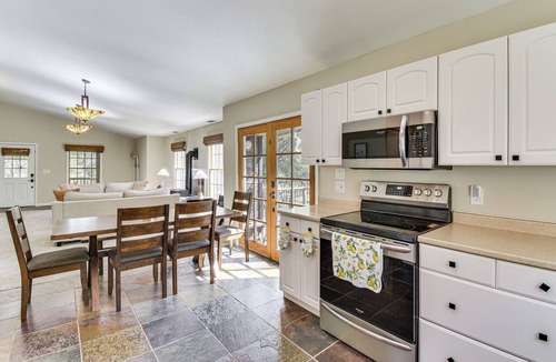 Groveland Cottage | Swim & Golf! 'jackson Mill Cottage' in Groveland