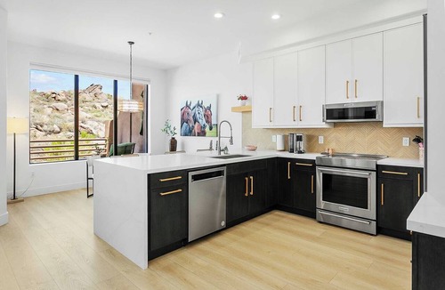 Troon North Condo | SWSS 3BR Golden Horizon | Troon Views, Pool, Hot Tub, Elevator & 30‑Day Minimum