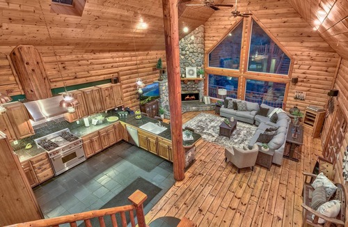 Pioneer Trail House | Tahoe Castle -Pool, Games, Spa, Steam Rm, Sauna