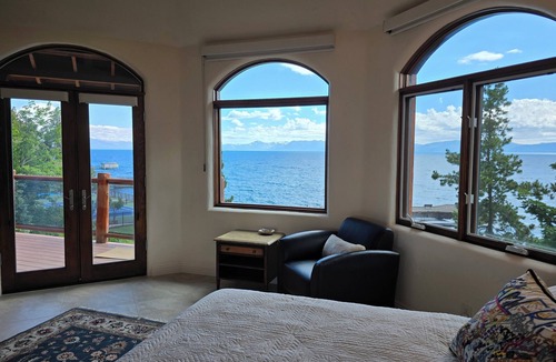 Brockway House | Tahoe luxury Brockway Springs Resort lakefront and heated pool year round