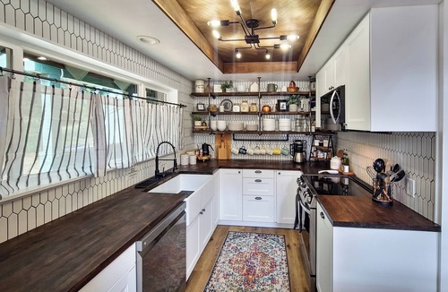 Alta Cabin | Tahoe National Forest, Dog-Friendly, Game Room, Large Deck