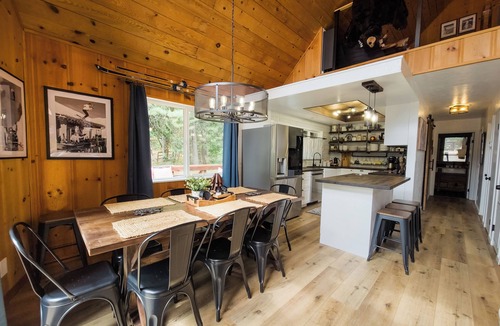 Alta Cabin | Tahoe National Forest, Dog-Friendly, Game Room, Large Deck