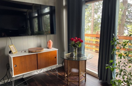 Zephyr Cove House | Tahoe Retreat: Cozy, Private, Fully Equipped, Great Views. Share!