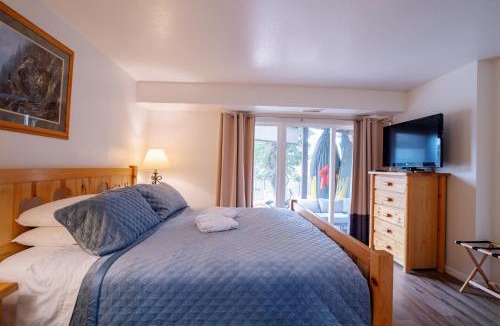 Tahoe Keys House | Tahoe Waterfront Condo with Boat Dock