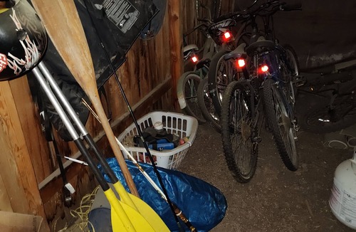 La Pine Ski Chalet | Tall Pines Guest House between Sunriver and La Pine (Pet friendly) A-frame Cabin