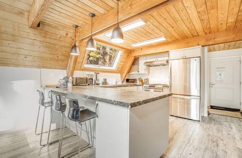 Chamberlands Cabin | Tamarack by AvantStay | Remodeled Chamberlands! Full Beach/Pool Access!
