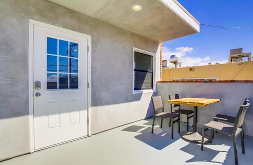 Mission Beach Apartment | Tangiers Escape