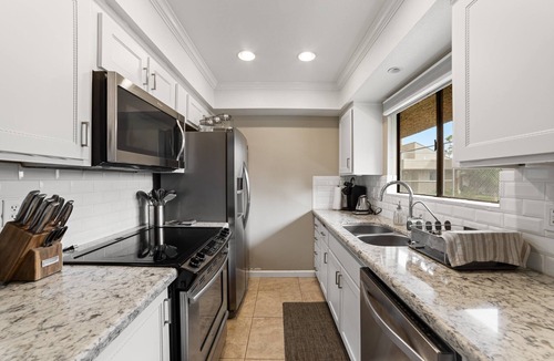 Rancho Mirage Condo | Tennis & Palm Retreat - Close to Everything!