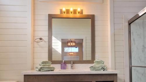 Cottonwood-Verde Village House | TH26 Sedona Sunrise Tiny Home - 15 min to Sedona