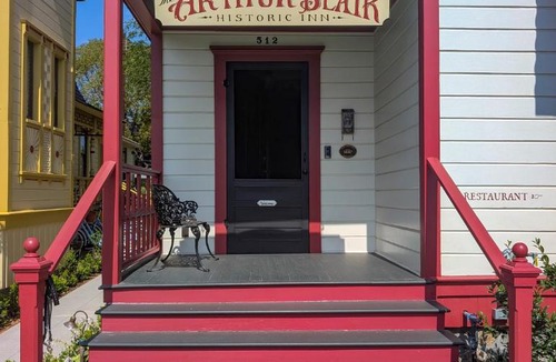 Monrovia Hotel | The Arthur Blair Historic Inn