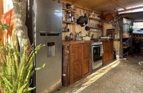La Fortuna House | The Baja Station - Queen Room - Rustic Ranch House
