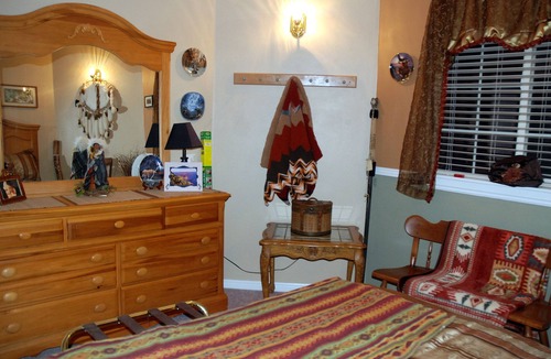 St. George House | The Bev Doolittle Bedroom @ The Winchester House for all St. George activities.