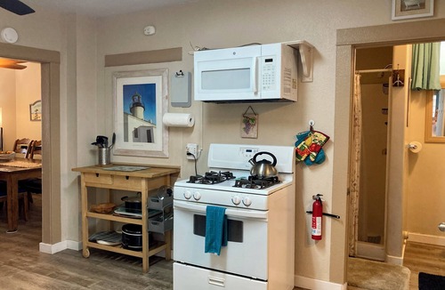 Avalon House | The Big Blue House of Catalina BOOK NOW for 2025