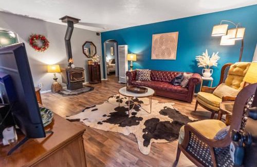 Shasta Lake House | The Birdhouse At Shasta Lake