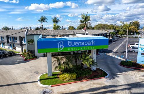 Northwest Anaheim Hotel | The Buena Park Hotel & Suites