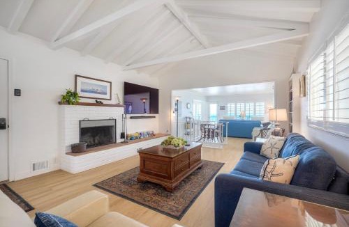 South Oceanside House | The Cottage By The Sea, Oceanfront Patio, Palapa, Fire Pit, BBQ, Private Beach