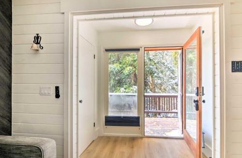 Beaver House | The Cottages: Chic Ski-In/Ski-Out Mountain Condo!