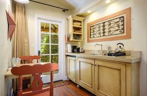 Napa Bed & Breakfast | the cottages of napa valley