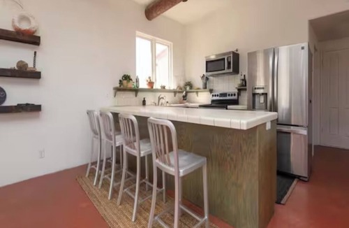 Joshua Tree Highlands House | The Desert Lily - Rustic Desert Compound Near Park
