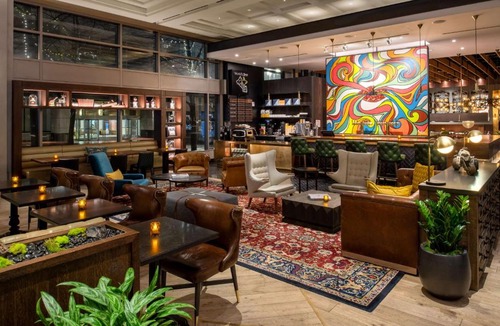 Downtown Portland Hotel | The Duniway Portland, A Hilton Hotel