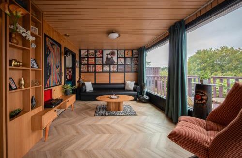 Dunes City Hotel | The Florentine Waterfront Hotel