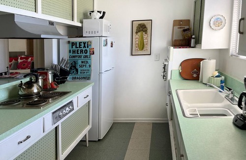 Desert Hot Springs Apartment | The Getaway 1BR #2: Pool, Mountain View, Kids/Pets welcome
