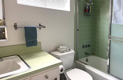 Desert Hot Springs Hotel | The Getaway 5BR #7: Pool, Mountain View, Kids/Pets welcome