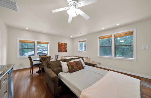 O'Brien Bed & Breakfast | The Gray Squirrel- A Room with a Forest View!