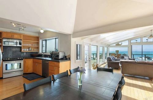 Sereno del Mar House | The Horizon House – Bodega Bay Oceanfront Escape!