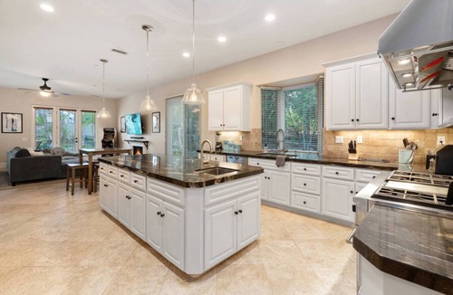 Poway House | The Huntington Spacious Family Friendly