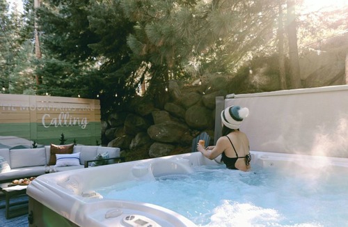 Incline Village House | The Incline Cabin, Hot Tub | Fireplace | Arcade | 5min to Diamond Pk