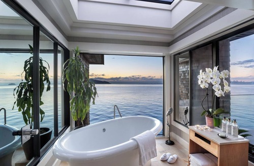 Sausalito Hotel | The Inn Above Tide