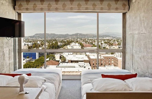 Wilshire Center Hotel | The LINE Hotel LA