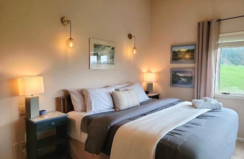 Corvallis House | The Lookout- epic views, close to OSU, quiet