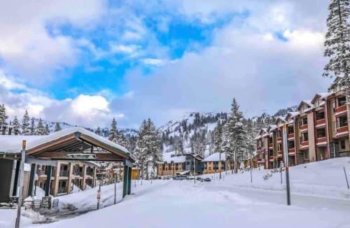 Kirkwood House | The Meadows - 2 Bdrm Family Condo in Kirkwood