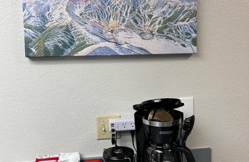 Kirkwood Apartment | The Meadows- Charmed Ski & Relax Studio