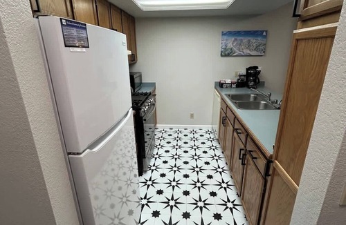 Kirkwood Apartment | The Meadows- Charmed Ski & Relax Studio