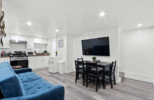 Huntington Park Apartment | The Metro Loft Hideout