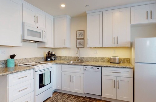 Morena Apartment | The Nook of Silver Terrace, near USD & Old Town.