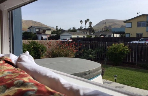 Morro Bay Cottage | "THE ORCHID COTTAGE" PETS OK!