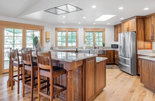Roseburg House | The "Overlook" house is part of the GH Housing vacation rental adventure.