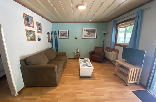 Nevada City Apartment | The Paddlers’ Suite in Nevada city